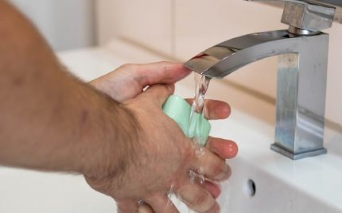 laver-mains-eau-froide-economie-energie